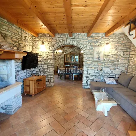 Petric Villa